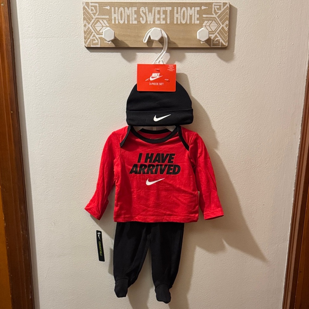 Nike Red and Black Infant Outfit Set Brand New